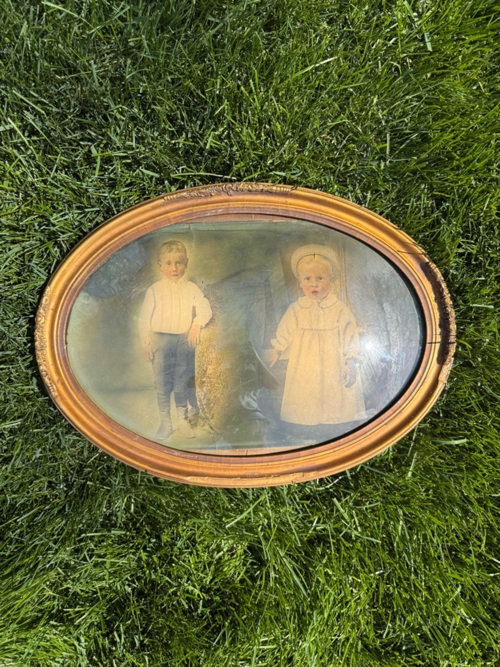 Antique Convex Bubble Glass Double Child Portrait Oval Frame Noel 1923